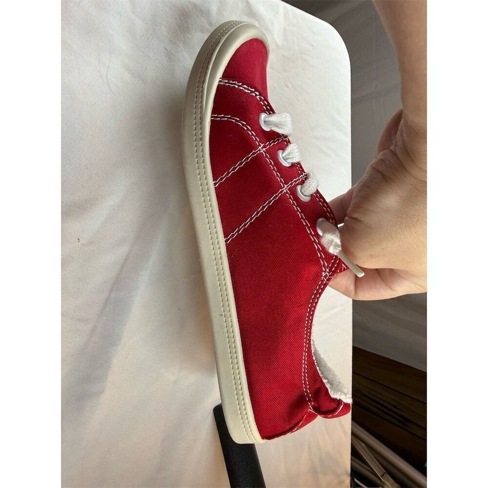 Dunes Sport Reesa Womens Sneakers Red Lace Up Low Top Size 7W Wide - Picture 4 of 6